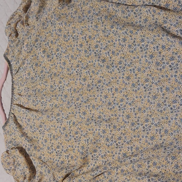 Max Studio Floral Print Top - Yellow and Blue - Picture 6 of 9